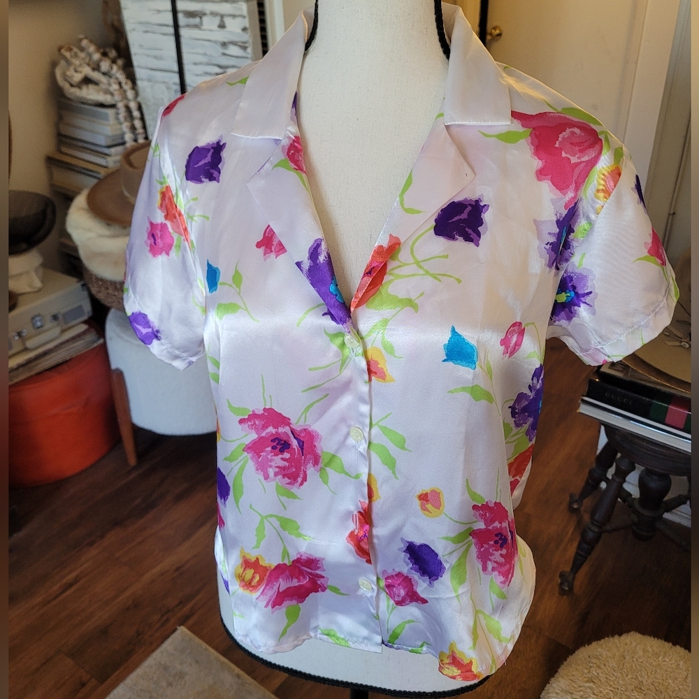 Private Luxuries 100% Silk Vintage Floral Top